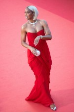 ケリー・ローランド、カンヌでセキュリティ・スタッフを叱責