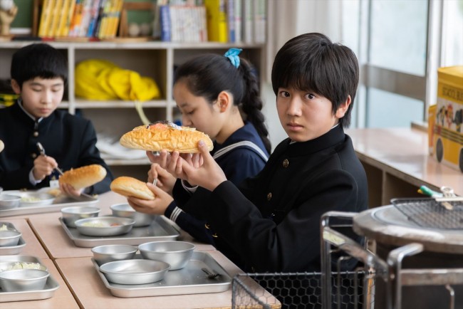 映画『おいしい給食 Road to イカメシ』場面写真