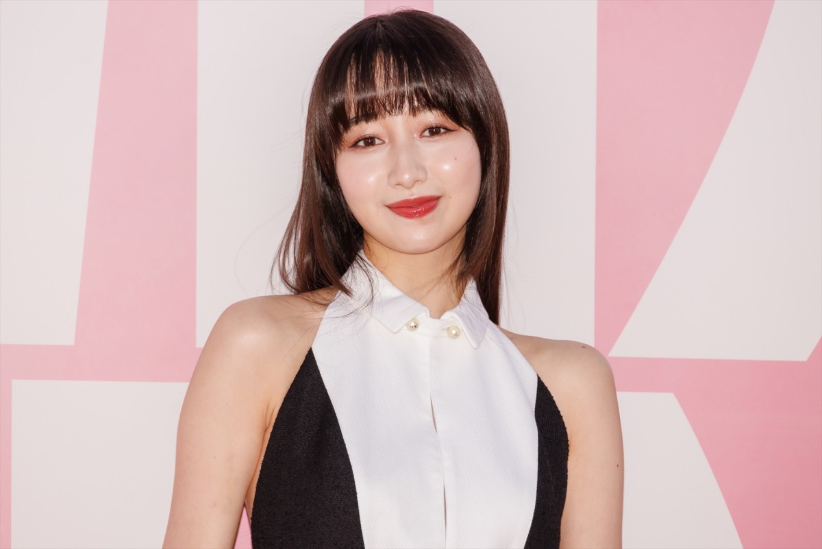 山下智久、BLACK PINK・ジス、ナタリー・ポートマンら豪華ゲストが集結「ミス ディオール 展覧会 ある女性の物語」