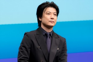 玉山鉄二、金曜ドラマ『笑うマトリョーシカ』キャスト登壇制作発表に登場