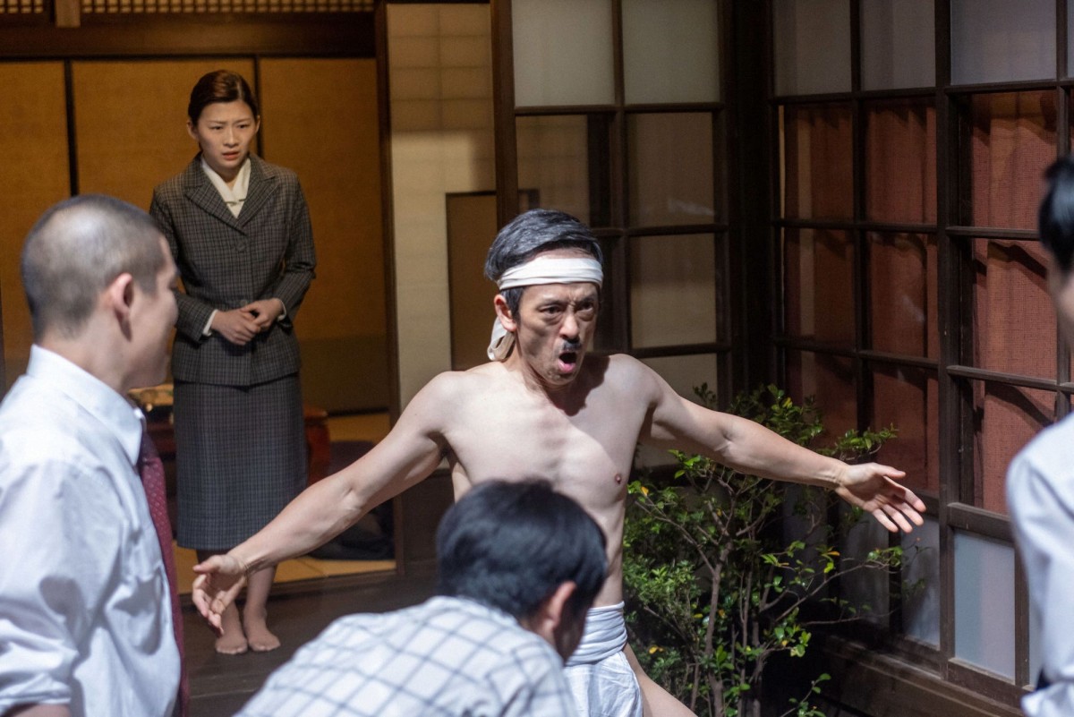 『虎に翼』“多岐川”滝藤賢一の奇行再び　視聴者ツッコミ続々「相変わらず良い身体」
