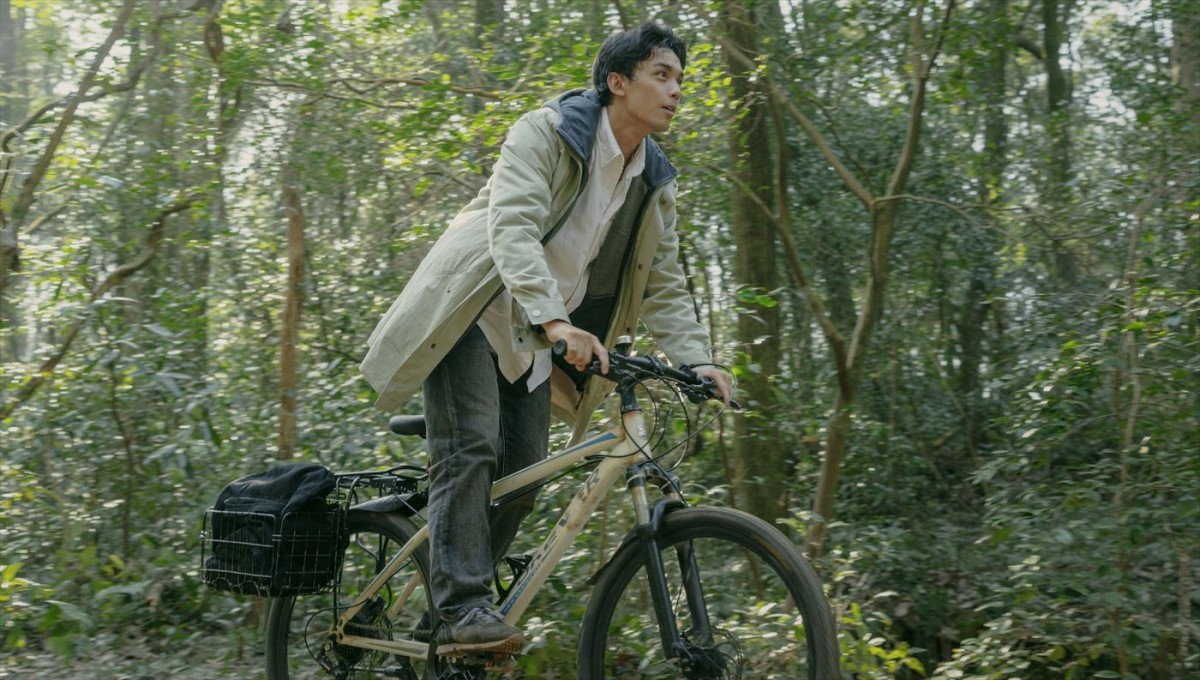 中国俳優ウー・レイ主演、グー・シャオガン監督作『西湖畔に生きる』予告編到着　第36回東京国際映画祭コンペティション部門出品作