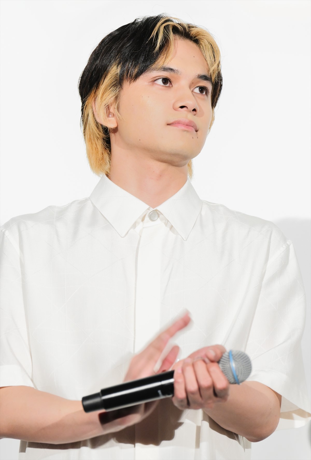北村匠海、今年の夏は「滝汗」にハマり中！「気持ちいいんですよね」