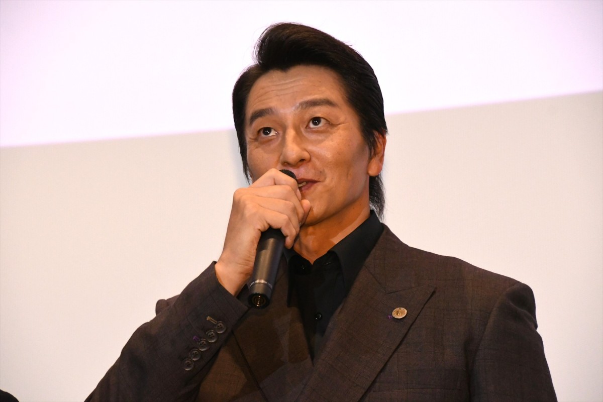 伊藤健太郎、うまい棒をあぶって食べることを共演者から暴露される！「香ばしくておいしいんです」