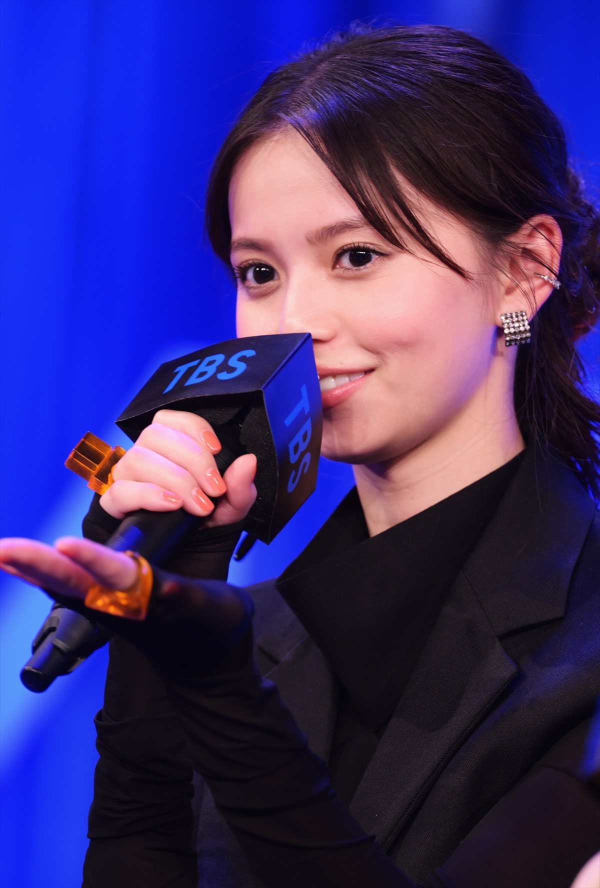齋藤飛鳥、「現場の女神」と絶賛される　子役に口説かれた？エピソードも明かす