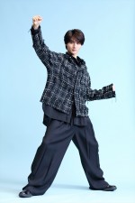 藤岡真威人