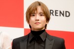 板垣李光人、日経トレンディ「2024年ヒット商品ベスト30」「2025年ヒット予測100」先行発表会に登場