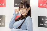 3rd写真集『うみの近く』発売記念会見を行った東雲うみ