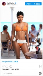 ハリー・ベイリーがハロウィンに選んだのはハル・ベリー！『007』のアイコニックなビキニ姿公開※「Halle Bailey」インスタグラム