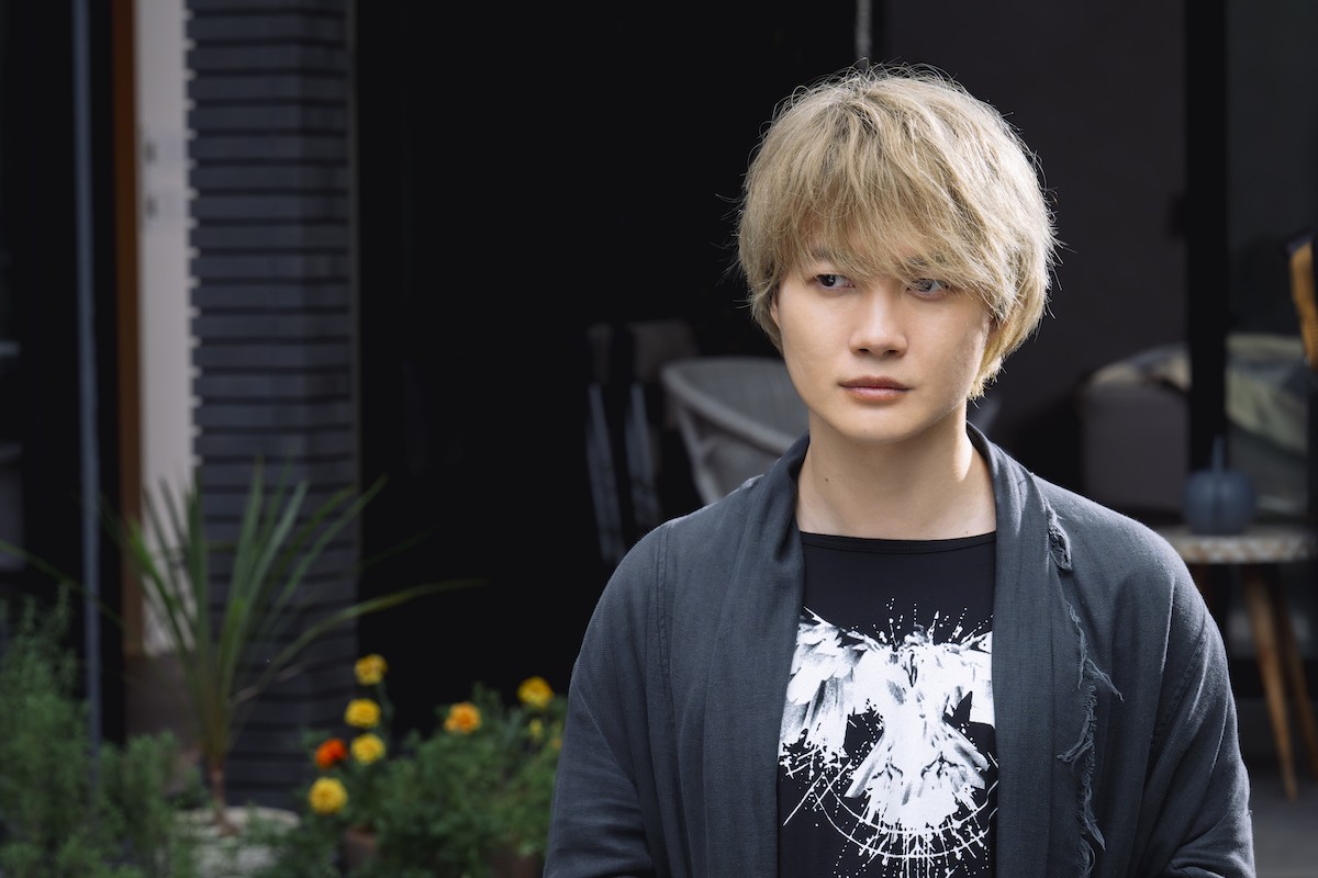 『海に眠るダイヤモンド』第6話　“玲央”神木隆之介、鉄平が残した日記から“種”のようなものを見つける