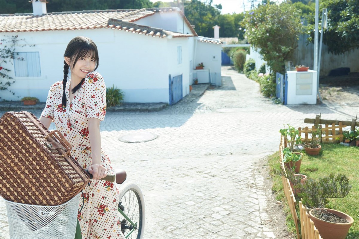 乃木坂46・五百城茉央「自然な表情がたくさん出ている」　5期生初となるソロ1st写真集が来年1.21発売！