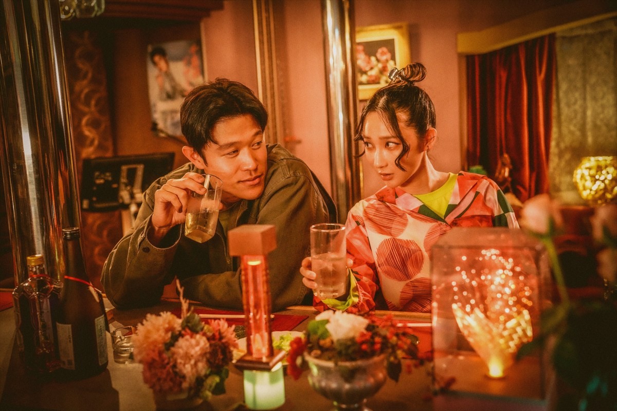 映画『花まんま』鈴木亮平×有村架純“兄妹”とりまく人々を写す場面写真公開