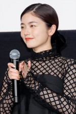 小芝風花、映画『レディ加賀』完成披露上映会 舞台挨拶に登場