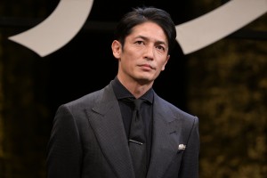 玉木宏、映画『ゴールデンカムイ』完成披露舞台挨拶に登場