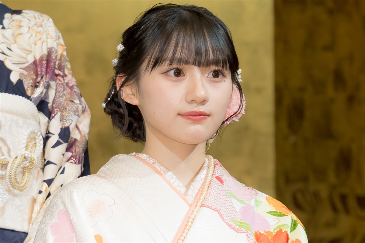 乃木坂46新成人、振り袖姿を披露　岩本蓮加「まだまだ上を目指していけたら」と意気込み