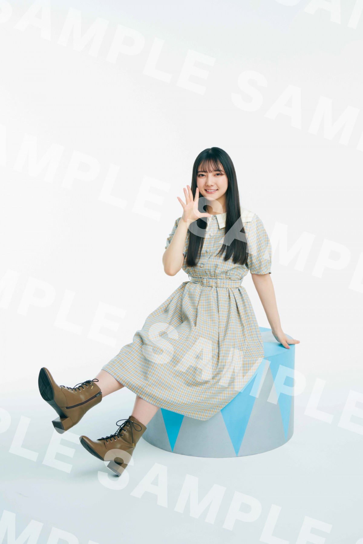 日向坂46公式ブック『H46MODE』、書店特典フォトカード＆B3ポスター全30種の写真公開