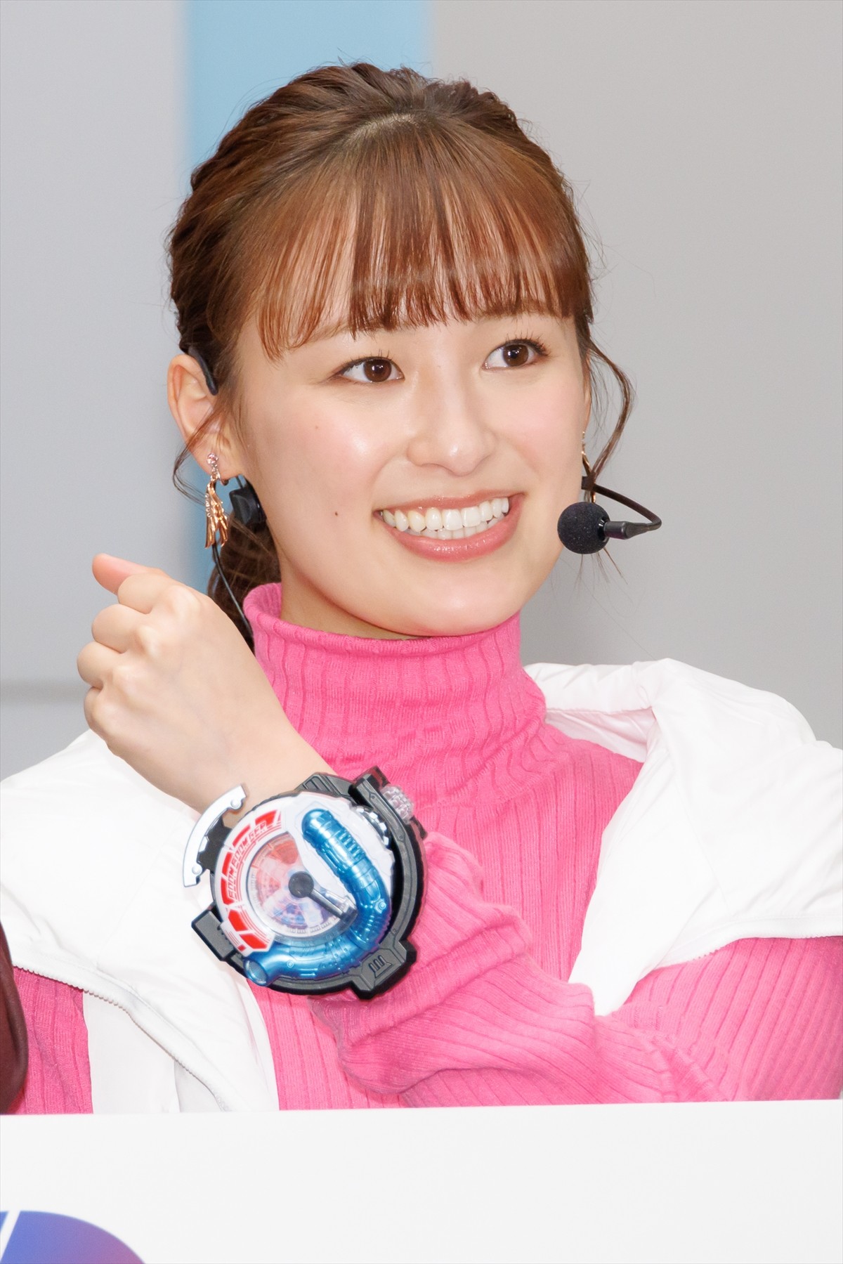 新戦隊『ブンブンジャー』“ブンレッド”井内悠陽、マネージャーからのサプライズ発表に頭真っ白