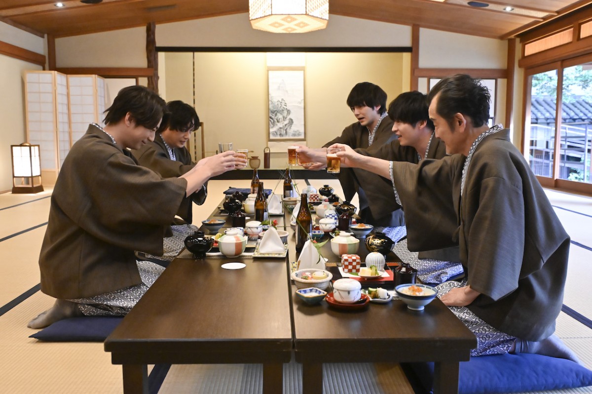 『おっさんずラブ‐リターンズ‐』第5話　“春田”田中圭＆“牧”林遣都の新婚旅行が波乱のラブバトルへ発展