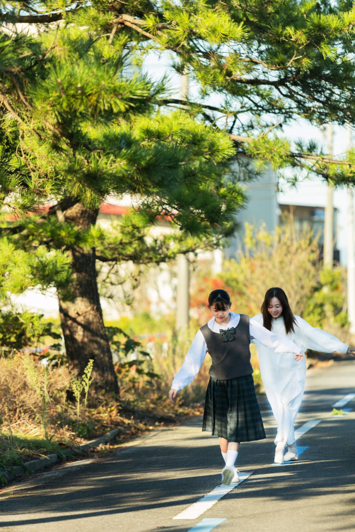 25歳新鋭監督が故郷・富山で撮った少女の“人生最期の一日”　映画『祝日』公開日＆予告編