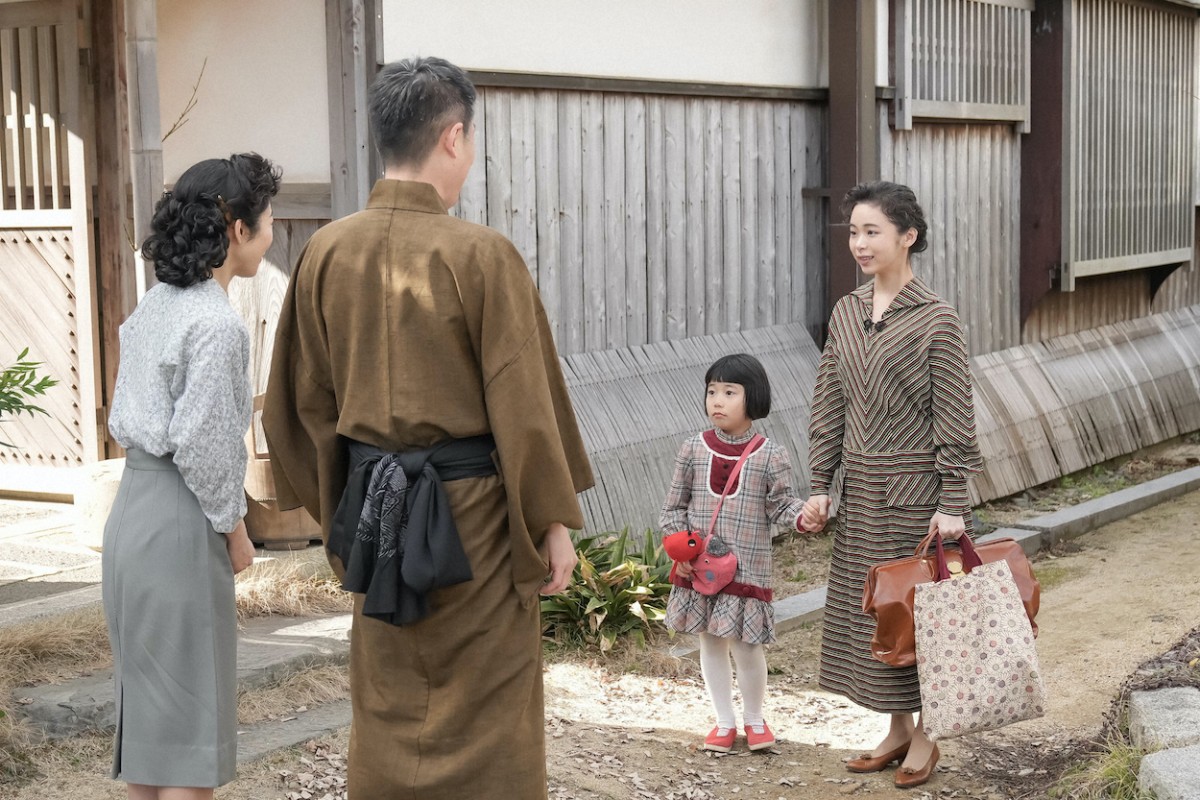 『ブギウギ』“スズ子”趣里、“梅吉”柳葉敏郎の写真に感動も一転　視聴者ツッコミ「涙も引っ込んだわ！」
