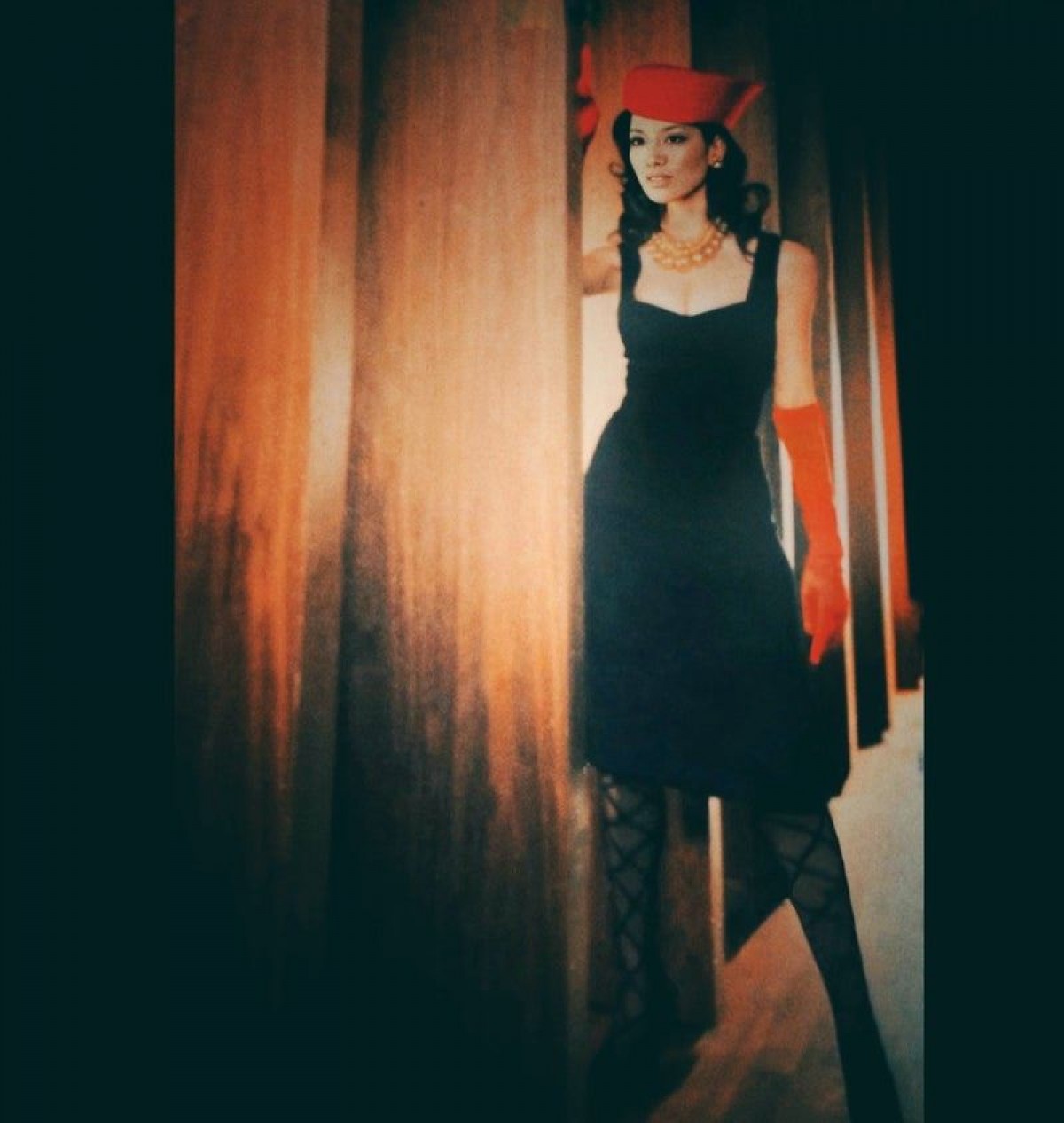 アンミカ、22年前の黒ドレス姿がかっこよすぎる！