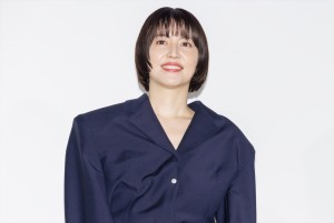 長澤まさみ、映画『四月になれば彼女は』初日舞台挨拶に登場