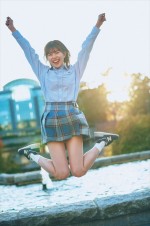 日向坂46・松田好花 1st写真集より