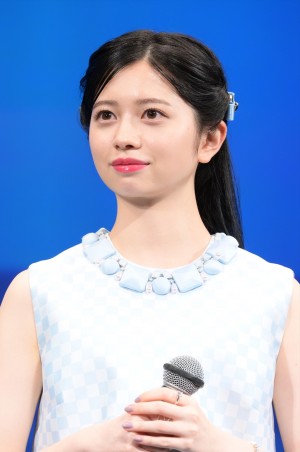 桜田ひより、映画『バジーノイズ』完成披露試写会に登場