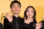 【写真】草なぎ剛、娘役の清原果耶からの言葉に照れ笑い「幸せです」