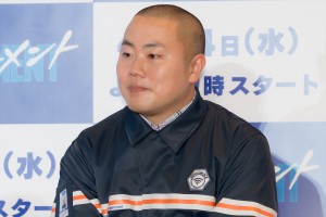 岡部大、『ブルーモーメント』制作発表に登場