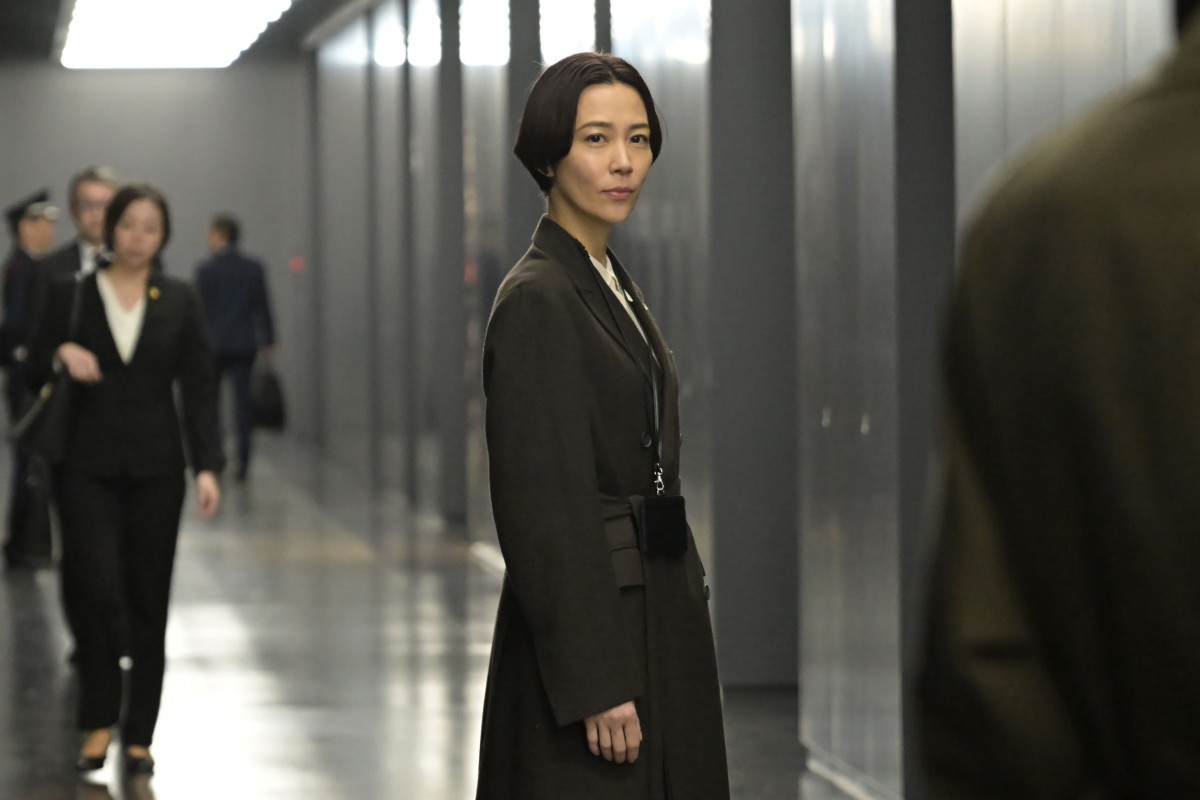 『アンチヒーロー』第2話　“明墨”長谷川博己、殺人事件の新証拠に対抗　過去の裁判記録から仮説を立てる