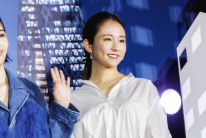 木村文乃、Netflix映画『シティーハンター』ワールドプレミアイベントに登場