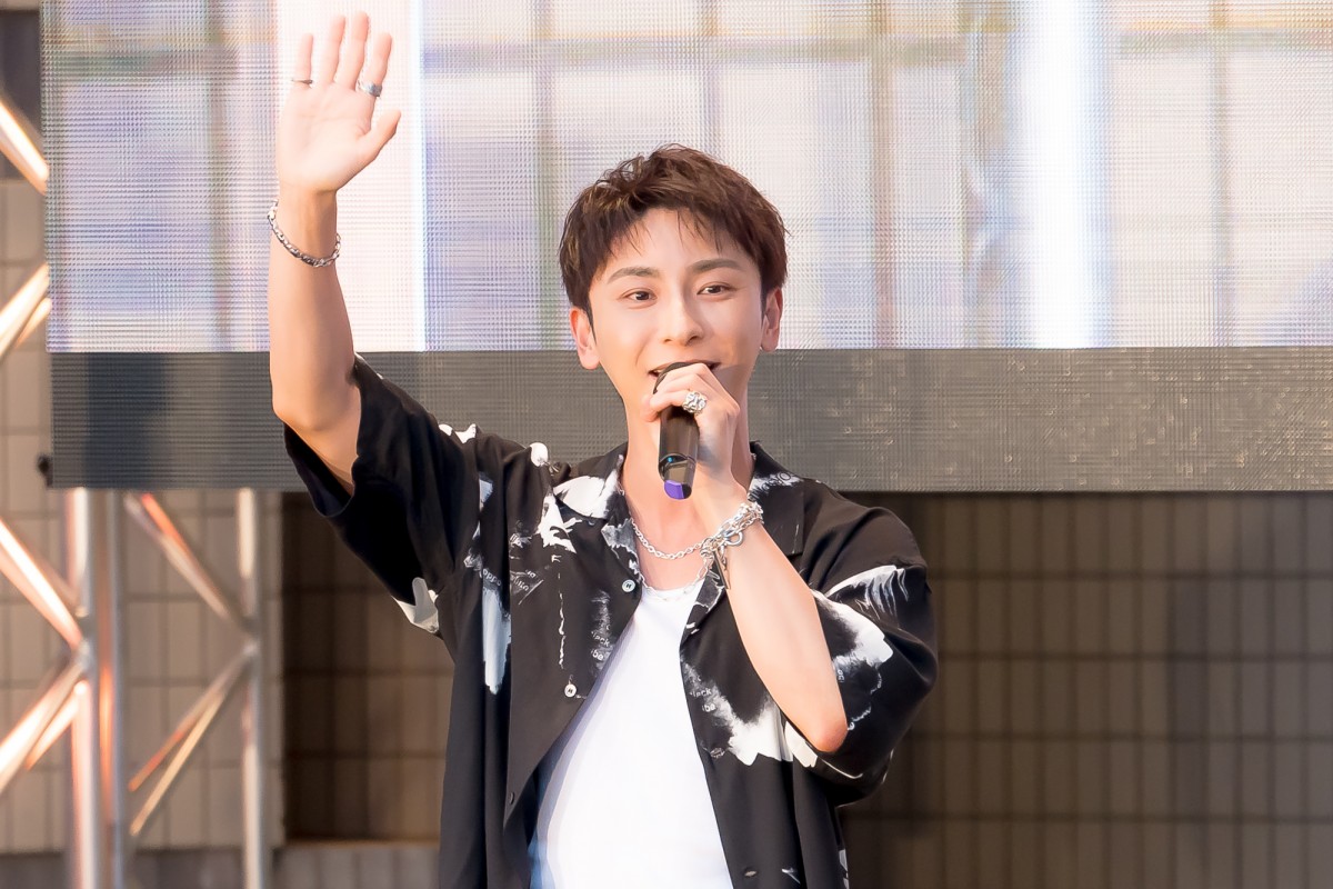 與真司郎、“カミングアウト”前の苦悩明かす「ずっと孤独感を感じていた」