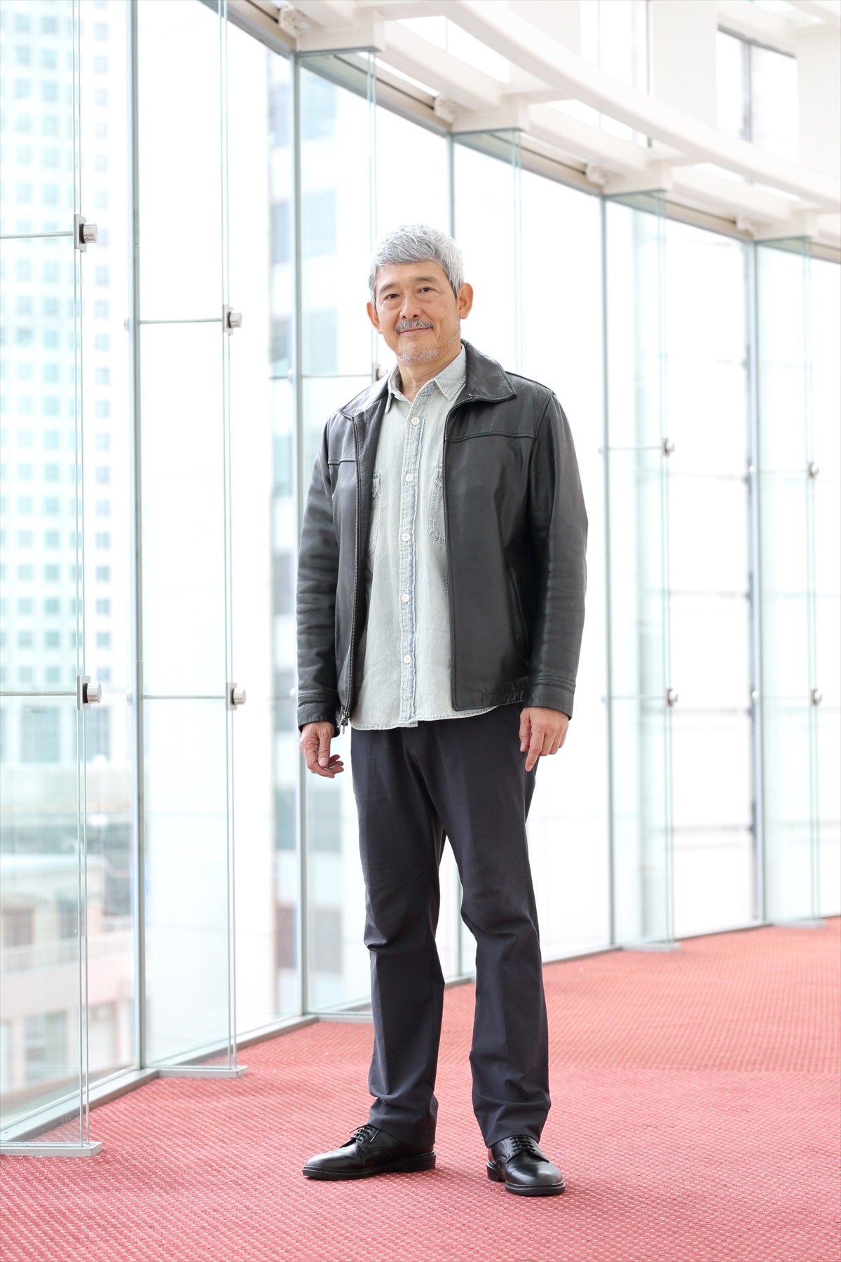 鶴見辰吾、優等生役に悩み引退も考えた10代　還暦を前に「目指すは元気なジジイ」