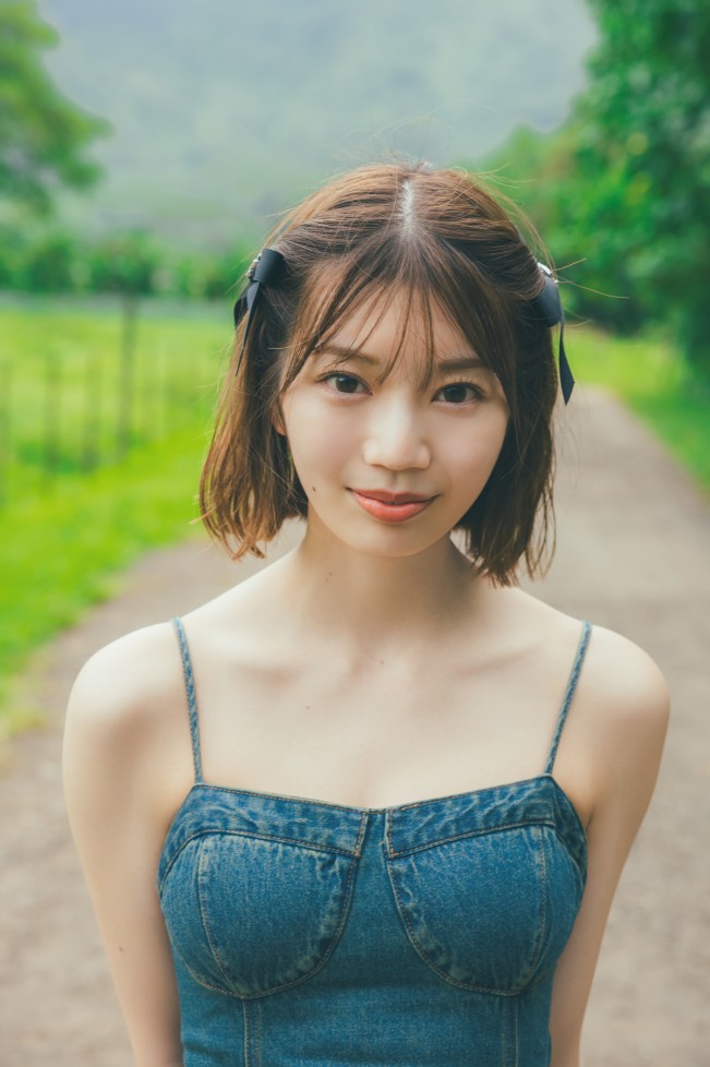 日向坂46 高本彩花 1st写真集『僕の記憶の中で』より