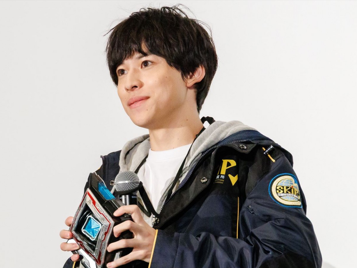 『ウルトラマンブレーザー』グランドフィナーレ “ブレーザー”蕨野友也＆“アーク”戸塚有輝＆“デッカー”松本大輝の変身に会場沸く