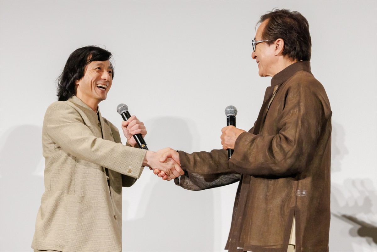 ジャッキー・チェン、13年ぶり来日で“生歌唱”　酔拳も披露しファン歓声