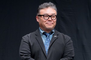 西浦正記監督、映画『逃走中 THE MOVIE』完成披露舞台挨拶に登場