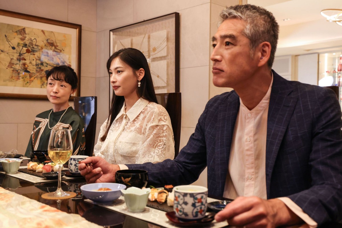 『9ボーダー』第9話　“七苗”川口春奈、“コウタロウ”松下洸平を追って夜行バスで神戸へ向かう