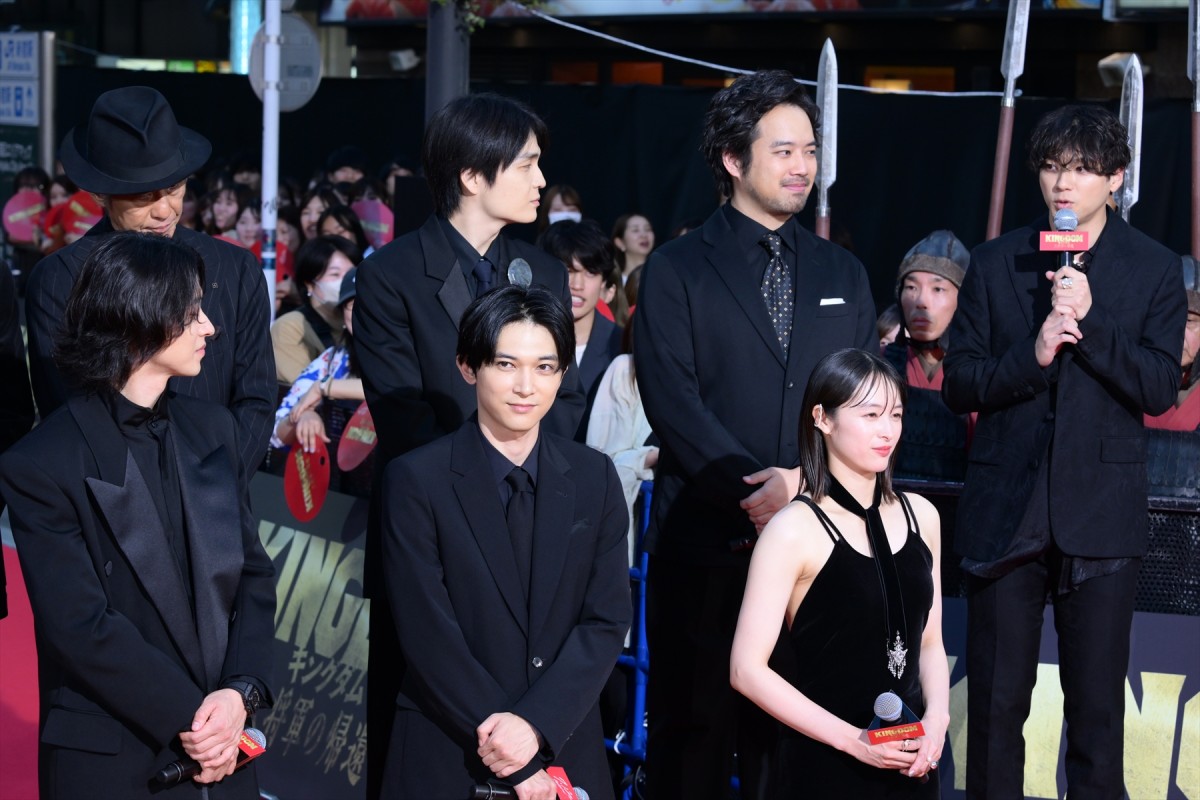 山崎賢人、映画『キングダム』最終章のお披露目に笑顔「最強です！」
