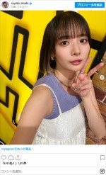 岡田紗佳、美脚ショットにファン歓喜　※「岡田紗佳」インスタグラム