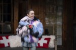 Netflixシリーズ『エミリー、パリへ行く』シーズン4より