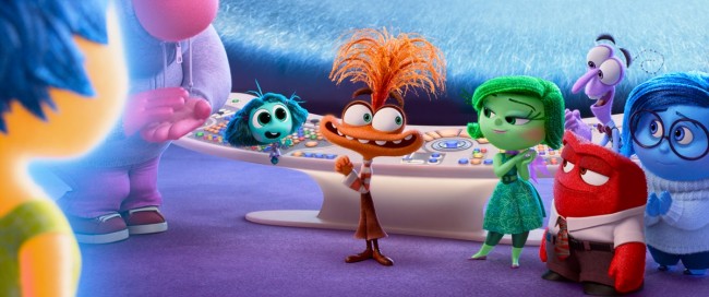 オレンジ色の新キャラクターがシンパイ 映画『インサイド・ヘッド2』場面写真