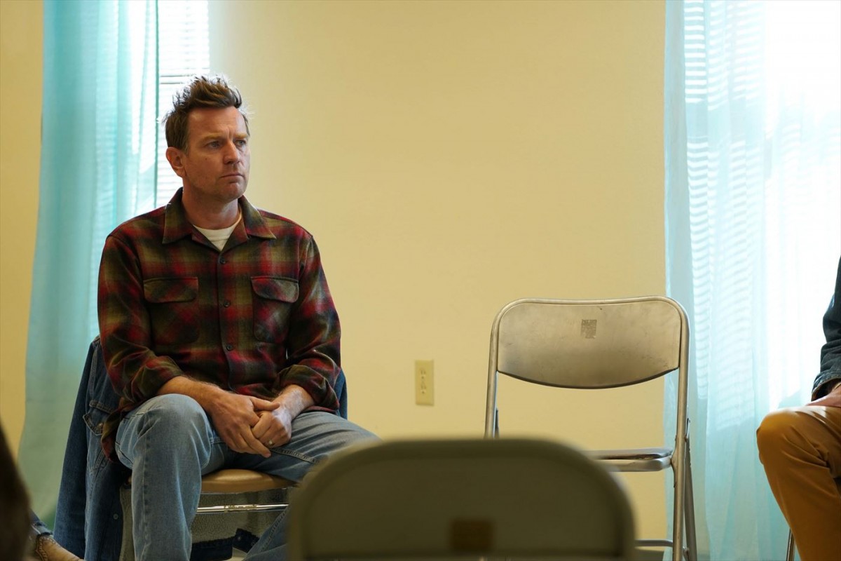 ユアン・マクレガー「日本の皆さんにたくさんの愛を」　映画『ブリーディング・ラブ』動画メッセージ＆新場面写真到着