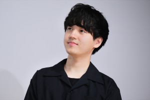 奥山大史監督、映画『ぼくのお日さま』ジャパンプレミアに登場