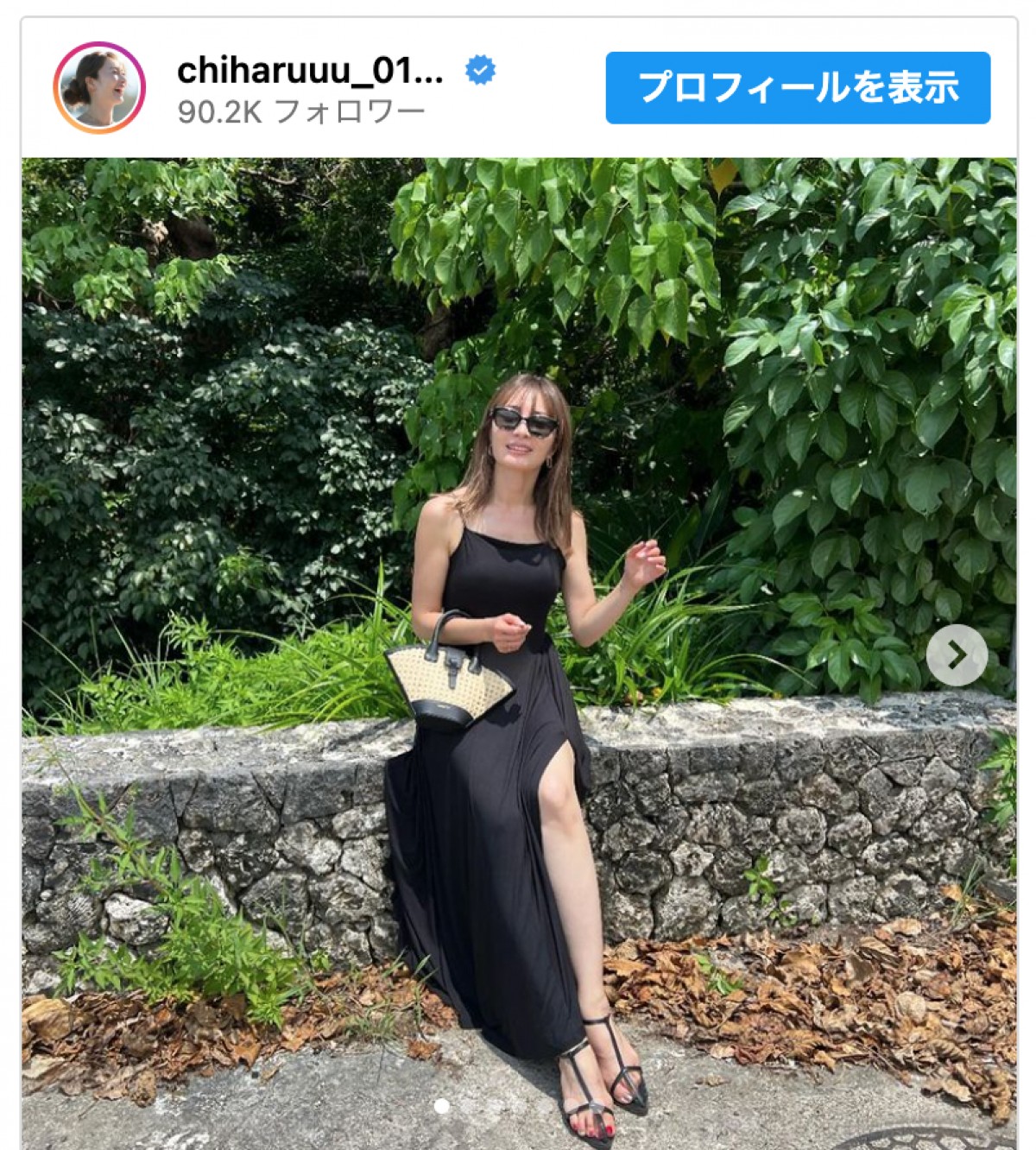 新山千春、石垣島でリゾートコーデを披露 ※「新山千春」インスタグラム