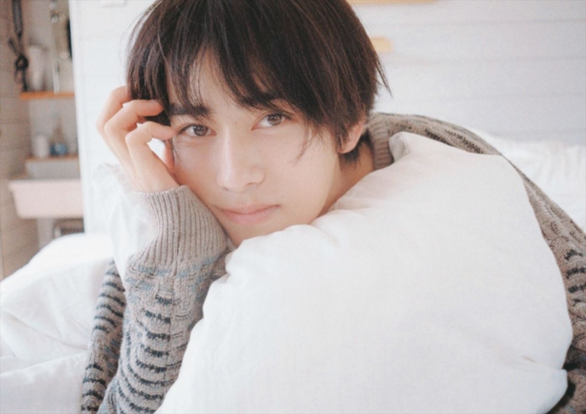 『仮面ライダーガッチャード』本島純政、初の写真集『純』11.8発売決定！