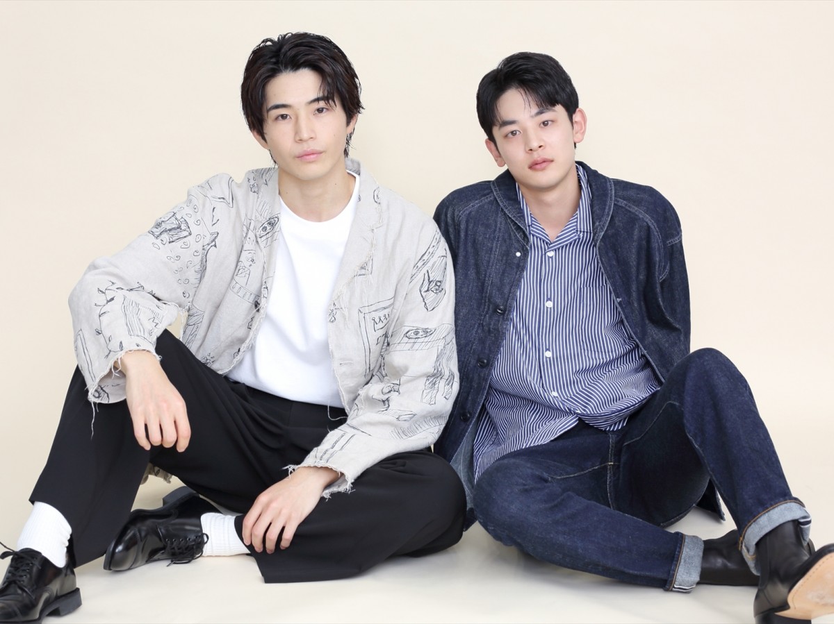 2024年7月期ドラマ「演技が光っている主演俳優」ランキング そろってランクインした『ひだまりが聴こえる』の(左から)中沢元紀、小林虎之介