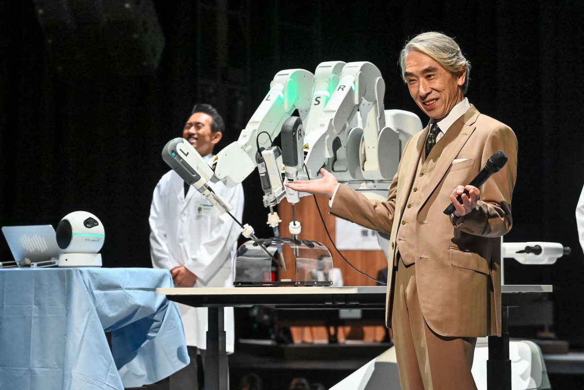 『ブラックペアン シーズン2』第7話　“天城”二宮和也、手術の“失敗”を持ちかけられる