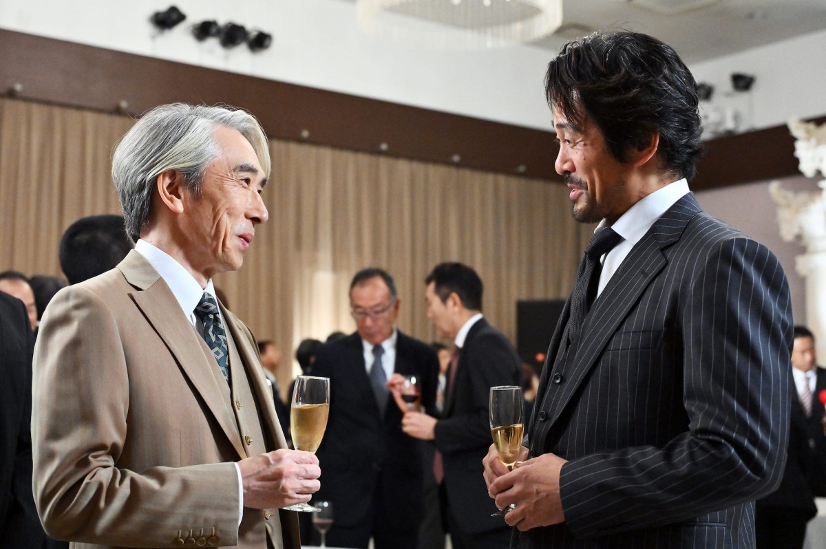 『ブラックペアン シーズン2』第7話　“天城”二宮和也、手術の“失敗”を持ちかけられる